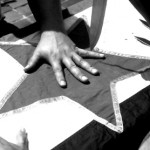 Ikonoklastische Aufführungen — De/Konstruktion von Staatsymbolen in post-jugoslawischer Kunst seit 1989
